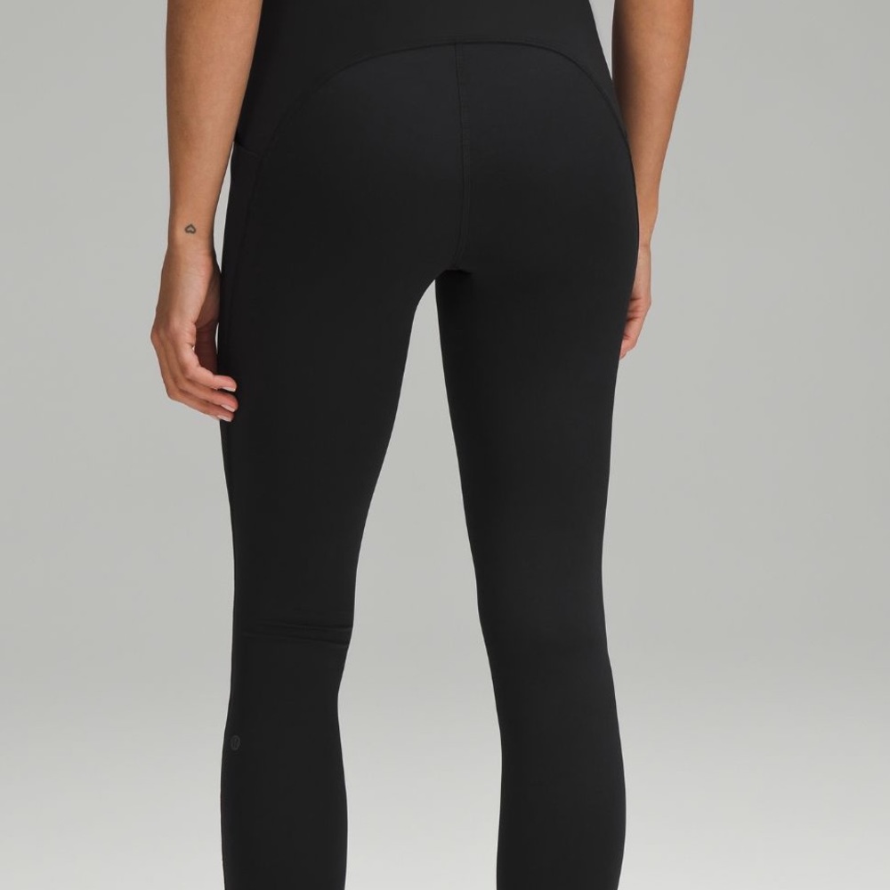Lululemon black leggings 25”